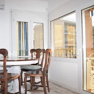 hermoso-apartamento-vintage.top-hotels-tarragona.com/