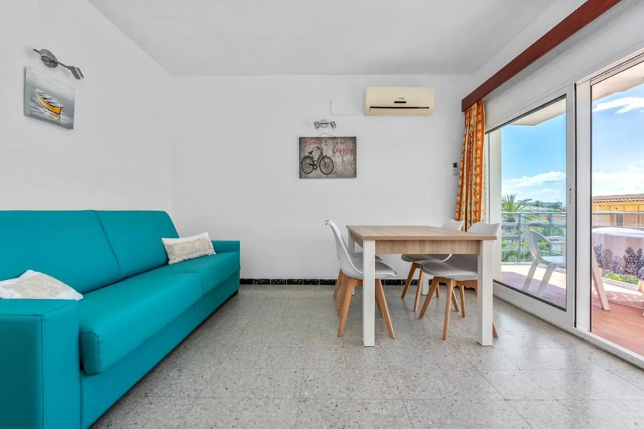 Hauzify I Apartaments Estela 0*, Cambrils